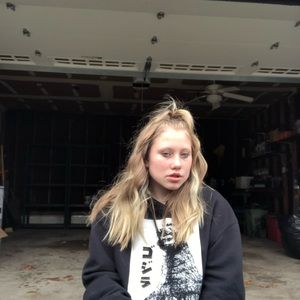 Meet your Posher, Maddie